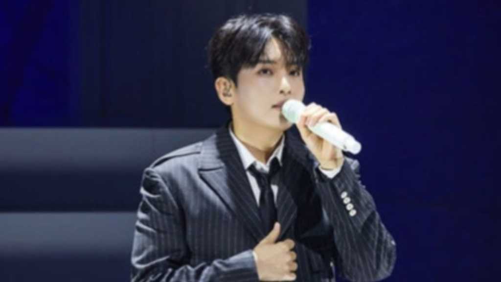 SUPER JUNIOR リョウク、ソロコンサートで年末を温かく彩る「来年もファンにたくさん会いたい」