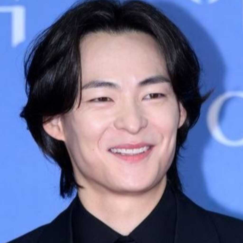 「ソンジェ背負って走れ」出演ソン・ゴニ、本日（12/1）入隊…ファンへのメッセージも