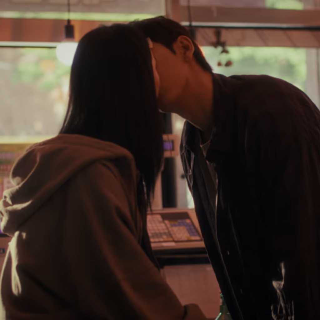 B․A․P出身デヒョン、女優チェ・イェビンとのキスシーンも！タイトル曲「Spring After Spring」MV公開