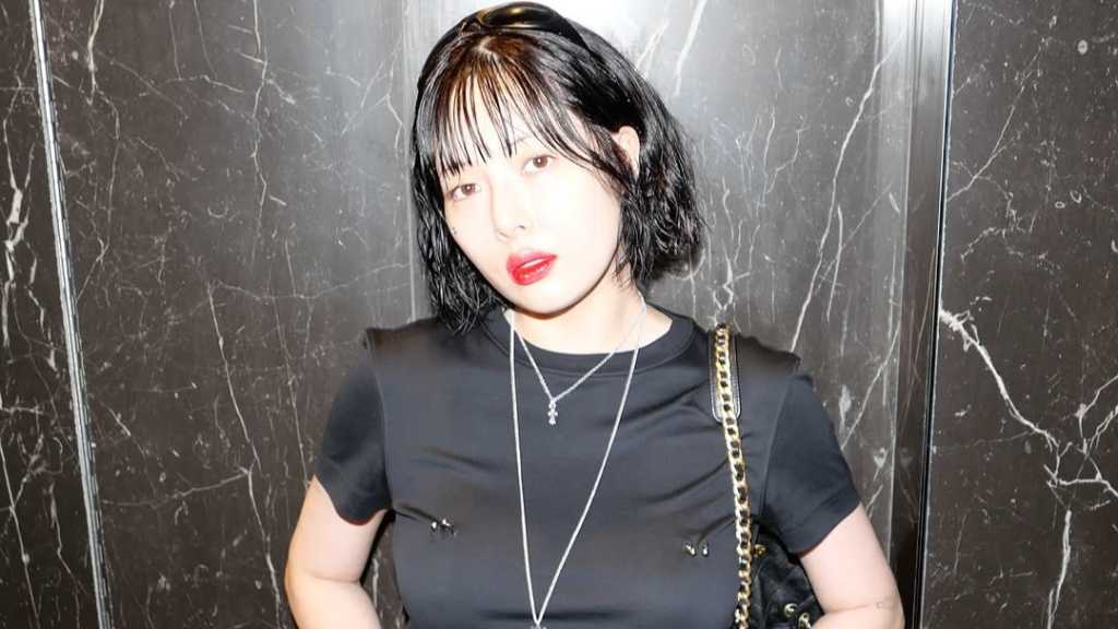 キム・ヒョナ、再び妊娠説？赤ちゃんの靴のスイーツ写真に関心集まる
