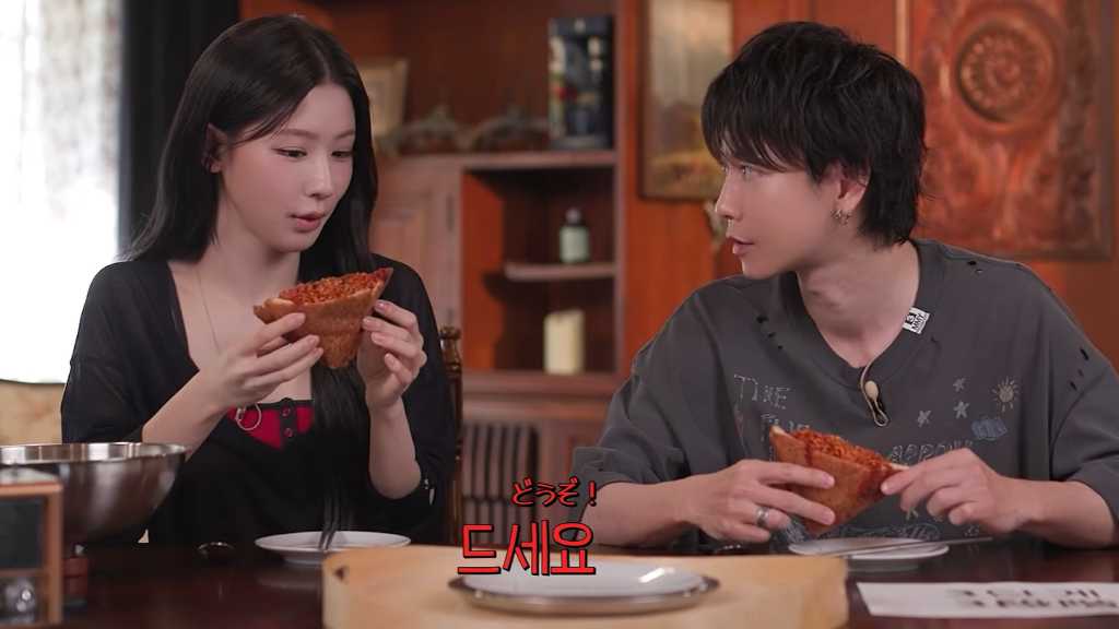 佐藤健、i-dle ミヨンがMCを務めるYouTubeコンテンツ出演!韓国の激辛料理に挑戦(動画あり)