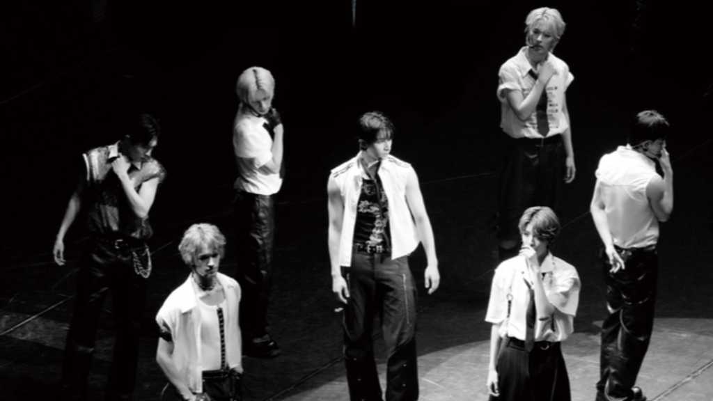 NEXZ、初のライブ映像作品のジャケット写真を公開!冠バラエティ「NEXZカンパニー」は1月24日より配信開始