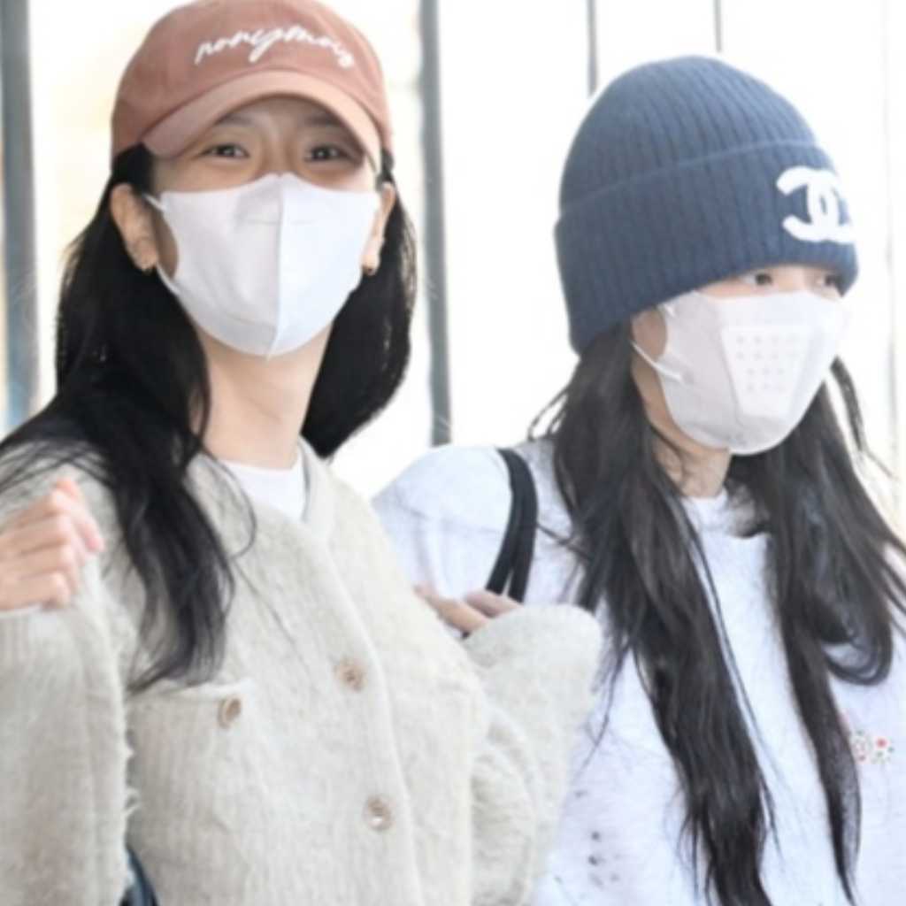 【PHOTO】BLACKPINK ジス＆ジェニー＆ロゼ、ワールドツアーのインドネシア公演を終えて韓国に到着（動画あり）