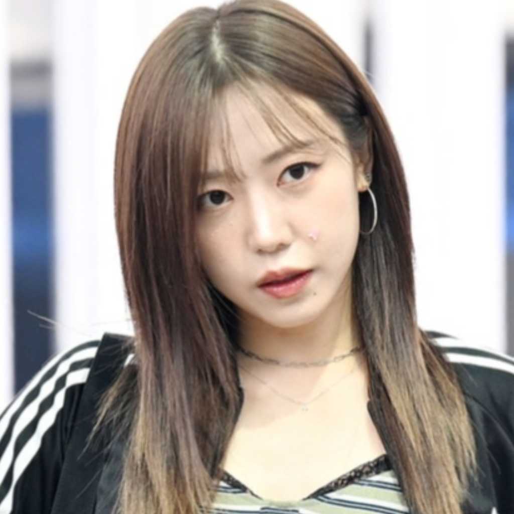 【PHOTO】Apink、コンサートツアーのシンガポール公演のため出国