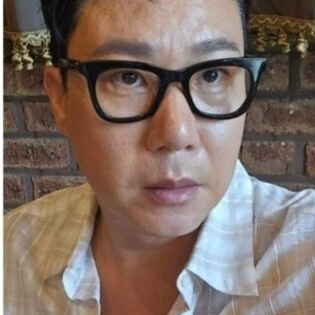 「知ってるお兄さん」出演イ・サンミン、離婚から20年で再婚を発表“遅れて見つけた大切な人”