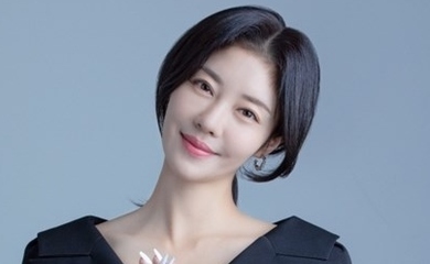 元Jewelry イ・ジヒョン、1stシングル「ゲリロンプリロン」を発売…約18年ぶりに歌手としてカムバック