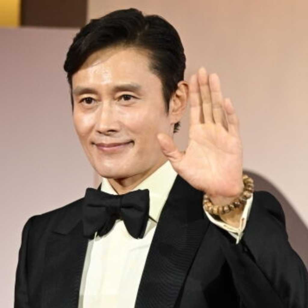 イ・ビョンホン＆ソン・イェジン＆パク・チャヌク監督ら、映画「仕方ない」ベネチア国際映画祭に出席