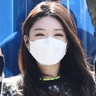 【PHOTO】I.O.I出身キム・チョンハ、ラジオ番組の収録を終えて帰宅…手を振って挨拶