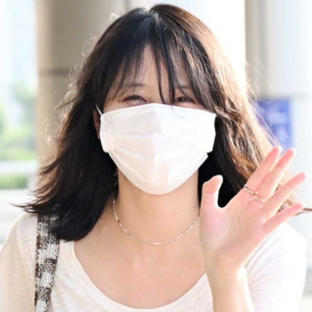 【PHOTO】キム・ソヒョン、ファンミーティングのため日本へ出国(動画あり)