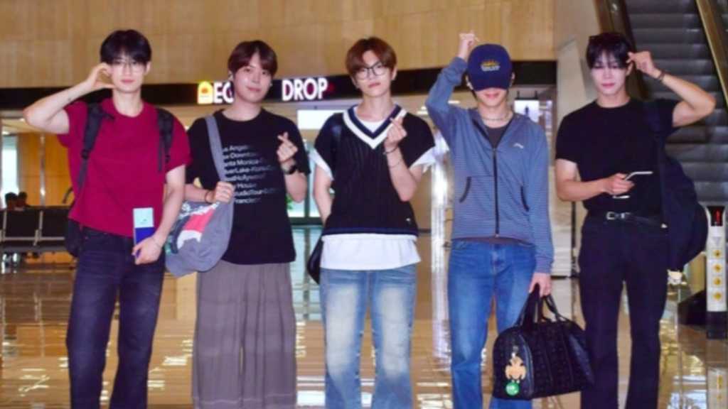 【PHOTO】VERIVERY、ファンミーテイングのため中国へ出国