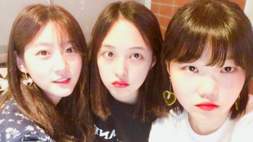 “離婚発表”キム・ボラ、親友AKMU イ・スヒョンとの特別な友情に注目…SNSで互いに愛情表現