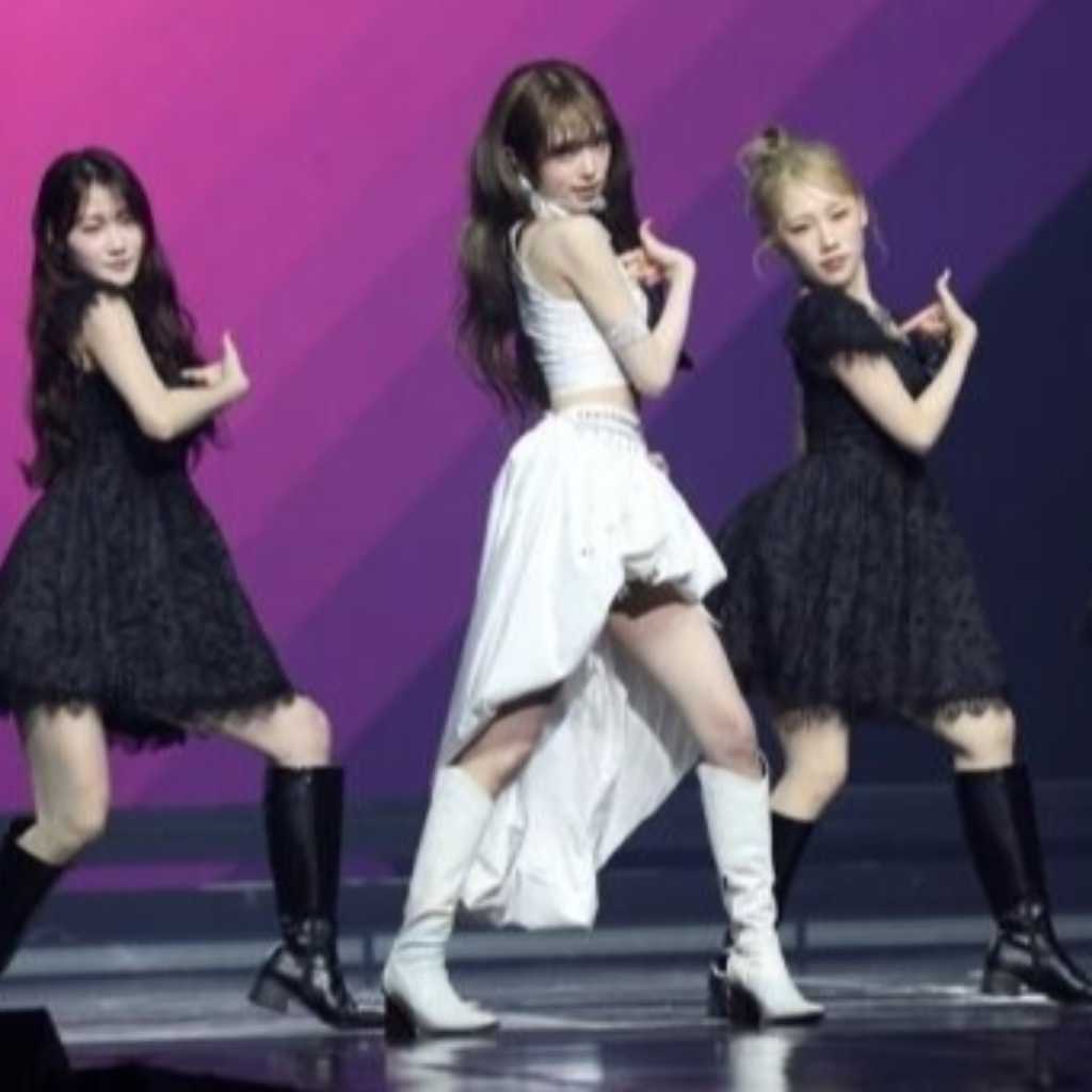 IZ*ONE出身チェ・イェナ、アジアツアーがソウルで開幕!TEMPESTメンバーとコラボステージを披露