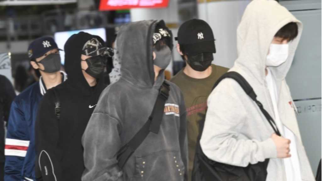 【PHOTO】Stray Kids、日本リリースイベントを終えて韓国に到着（動画あり）