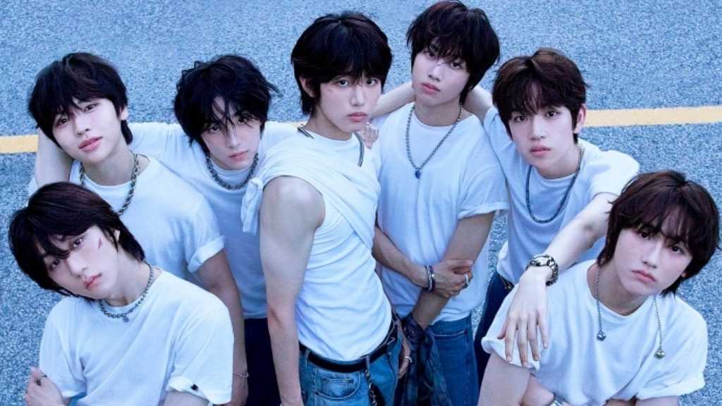 IDID、1st EP「I did it․」第2弾コンセプトフォトを公開…白T＆デニムの清涼ファッションに注目