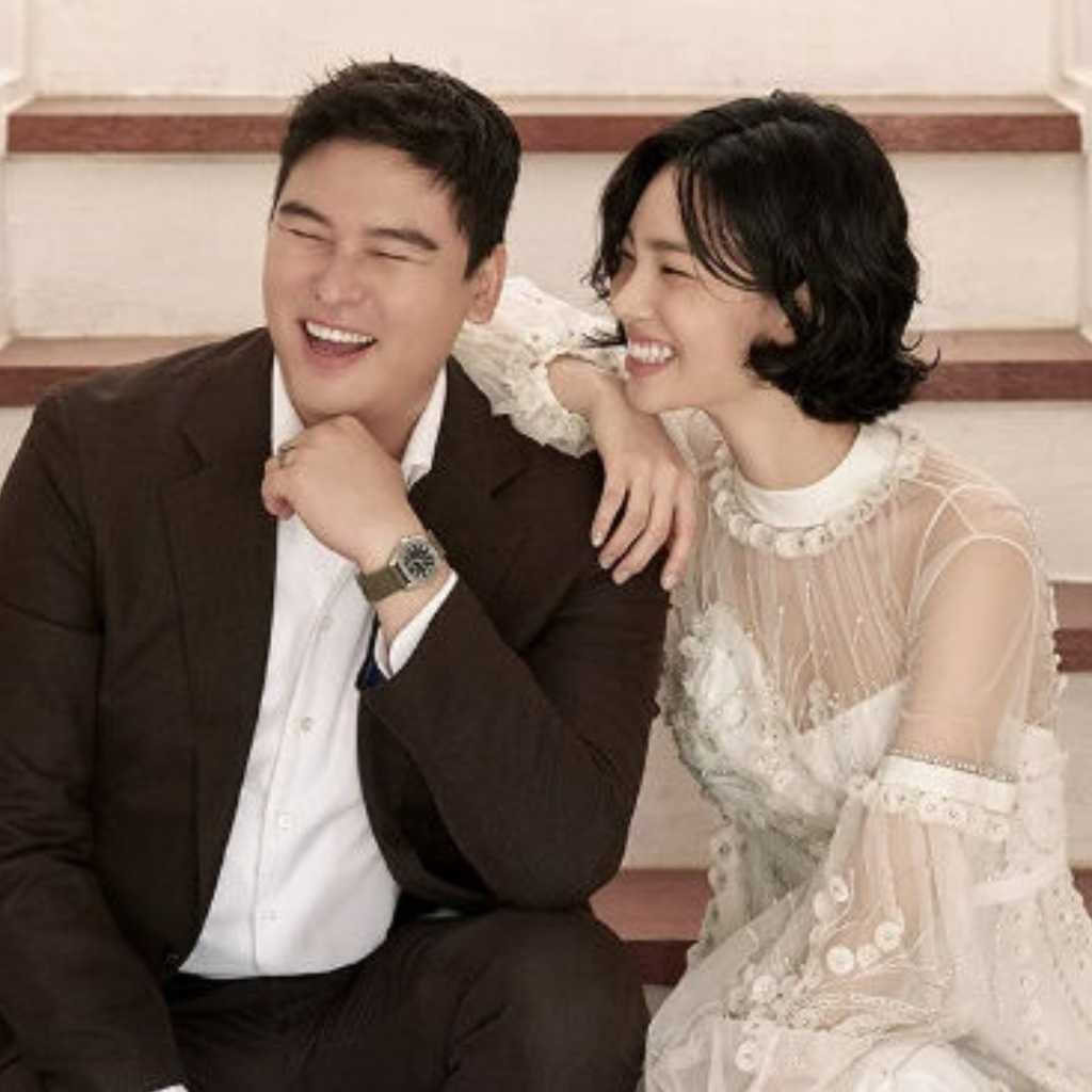 イ・ジャンウと11月に結婚…チョ・ヘウォン、微笑ましいウエディング写真を公開