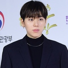 【PHOTO】Block B ジコ＆OH MY GIRL ユア＆イ・ソンミンら「2022大韓民国大衆文化芸術賞」授賞式のレッドカーペットに登場