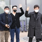 【PHOTO】ソル・ギョング&ピョン・ヨハンら、ラジオ出演のため放送局へ…笑顔で挨拶(動画あり)