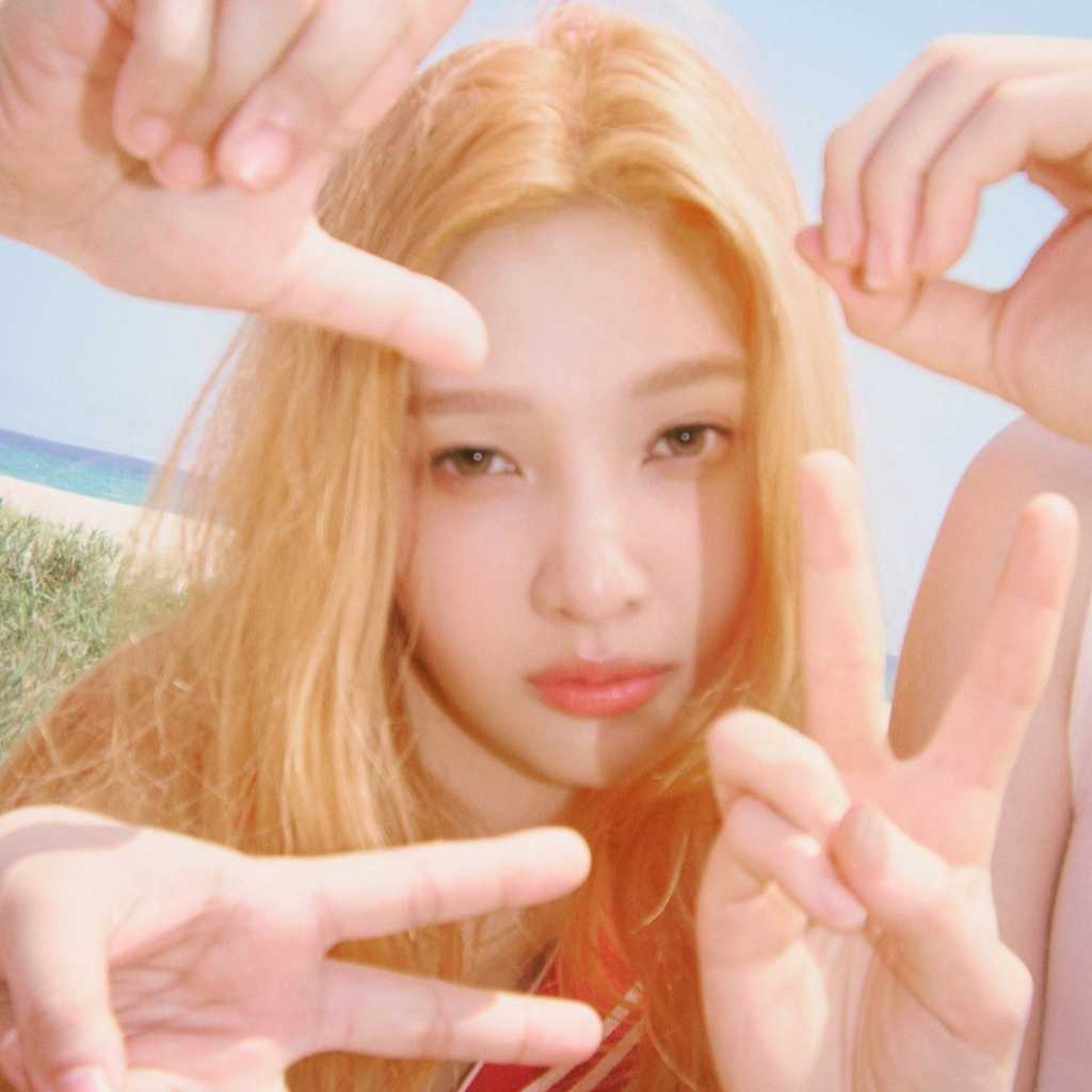 Red Velvet ジョイ、1stミニアルバムをリリース！「日常の中で小さな慰めを得てもらえたら嬉しい」