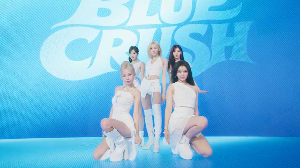 S2IT、新曲「Blue Crush」MV公開…5人のビジュアルと演技に注目