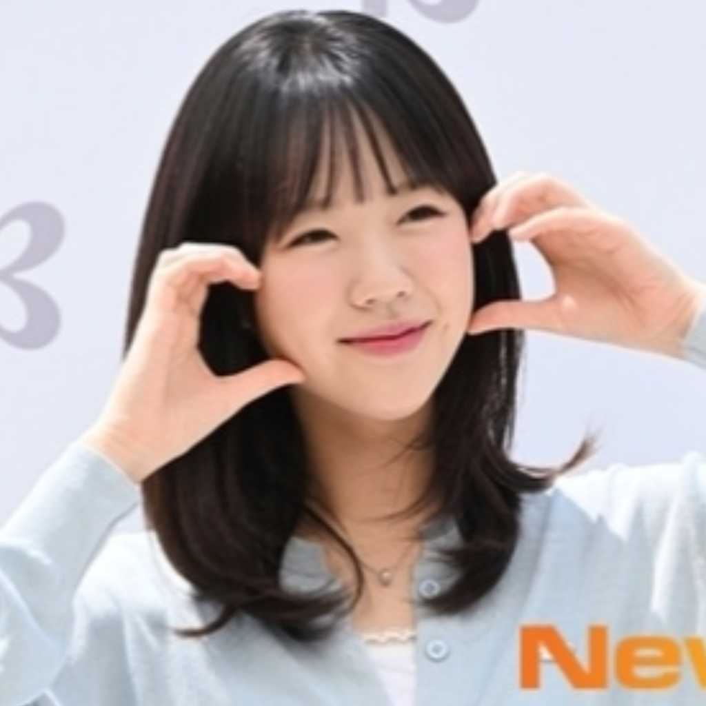 “バラエティでも活躍”女優チ・イェウン、ダンサーVataとの熱愛認める…事務所がコメント