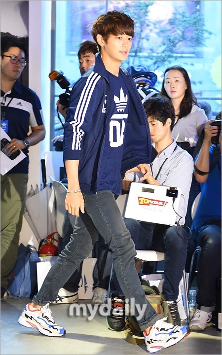 Photo Shinee ミンホ Adidasのイベントに出席 イケメンの登場 Kstyle