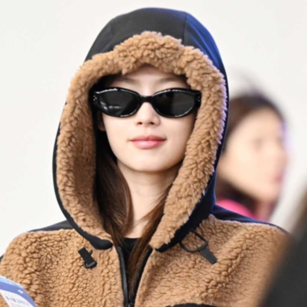 【PHOTO】TWICE サナ、スケジュールのため日本へ出国（動画あり）
