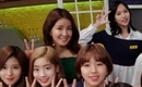 TWICE「三大天王」公式ポーズで団体ショット撮影