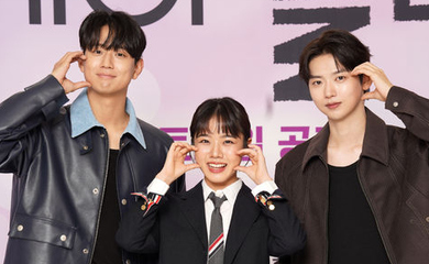 キム・ヒャンギ＆シン・ヒョンスンら、Huluオリジナルドラマ「プレイ・プリ」の魅力を語る“若者たちの慰めになる作品”