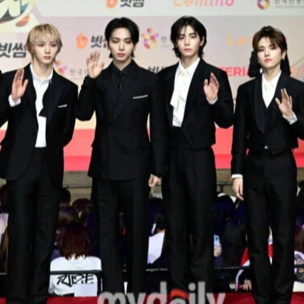 【PHOTO】BOYNEXTDOOR「2025 SBS歌謡大典」レッドカーペットに登場