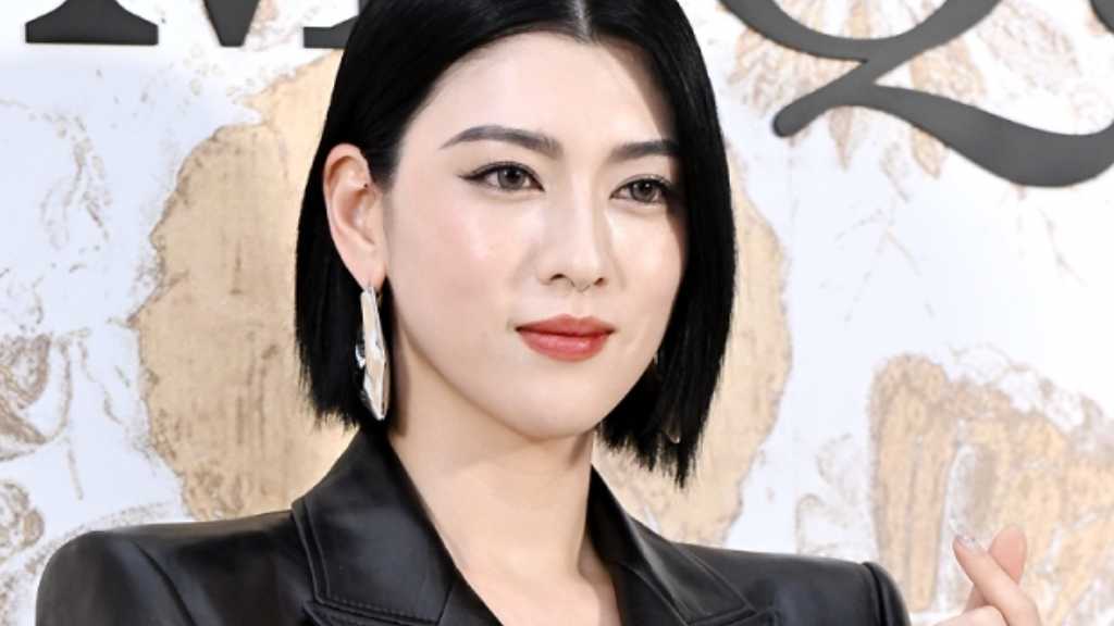 三吉彩花、韓国で明日開催の映画「タチャ」制作報告会に急遽不参加“健康上の理由によるもの”