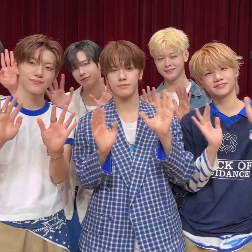 CLOSE YOUR EYES、爽やかな青ルックで登場!新曲の魅力ポイントは?「いつもと違う僕たちを見てほしい」