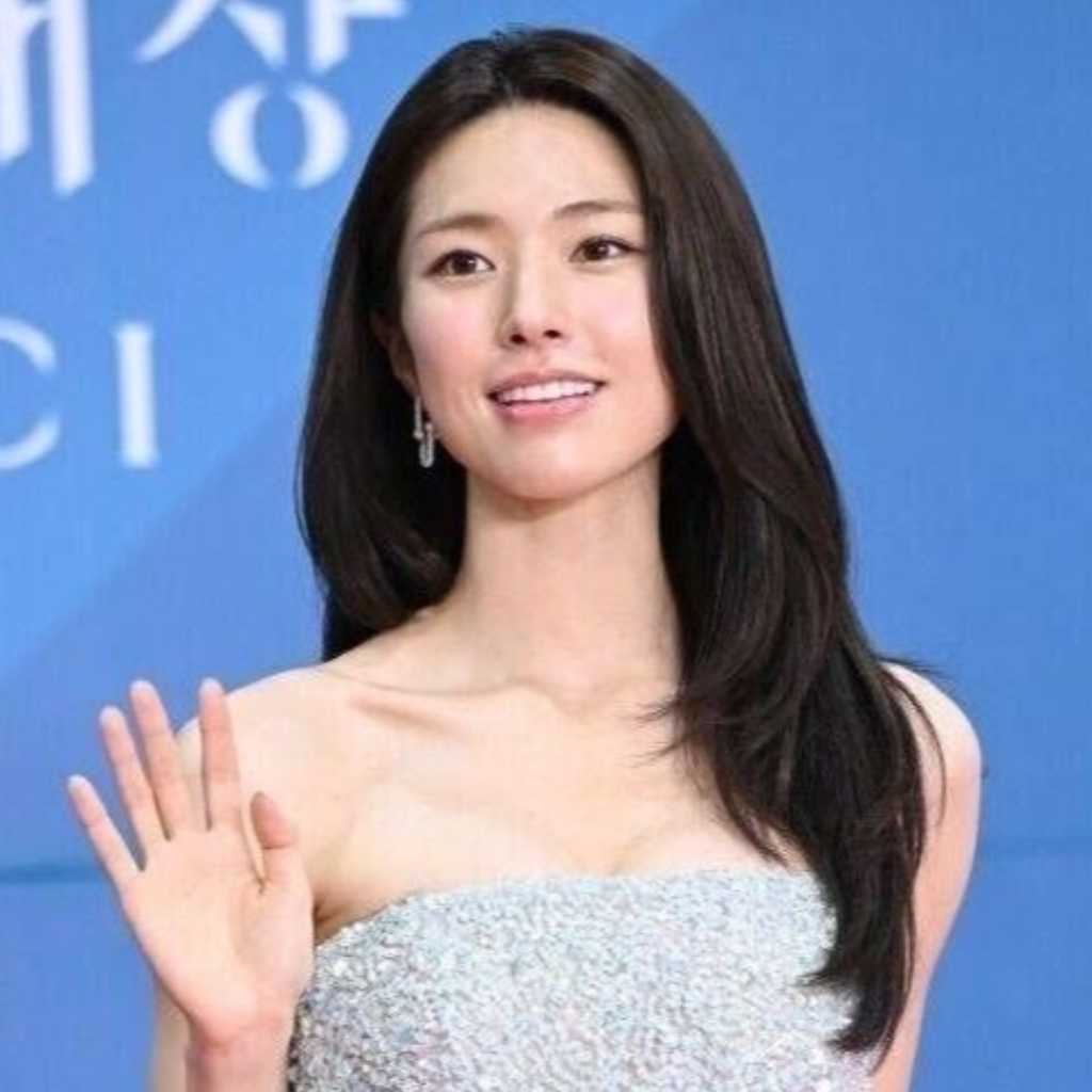 女優ハヨン、新ドラマ「勝算あります」放送編成が保留に…曾祖父に関する議論の余波