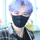 【PHOTO】ジェジュン、コンサートのためマレーシアへ出国…華やかな紫ヘア(動画あり)