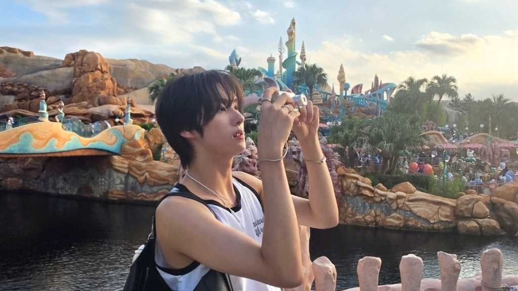 TWS ヨンジェ、東京ディズニーシーを満喫！ファンから驚きの声も
