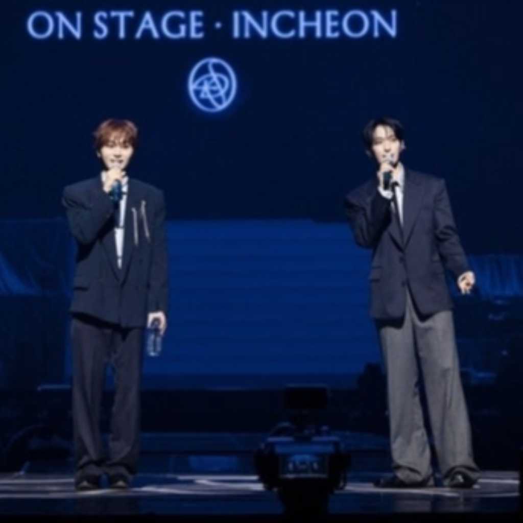 SEVENTEEN ドギョム＆スングァン、単独コンサートが開幕！美しい歌声でファンを魅了