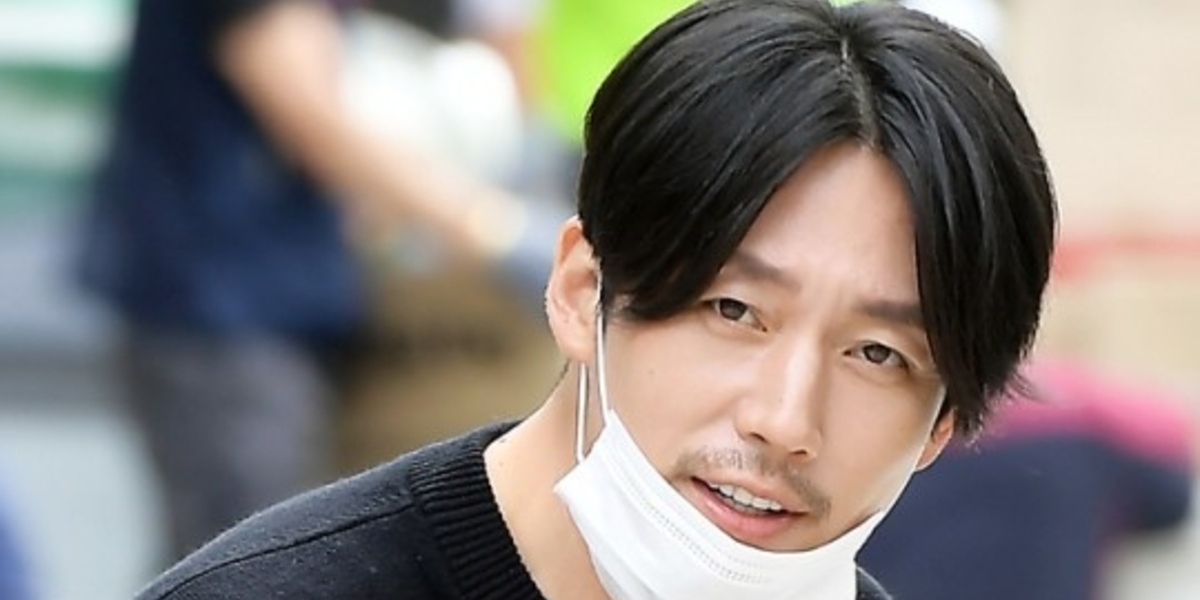 PHOTO】チャン・ヒョク「2時脱出Cultwo Show」の収録に参加…クールに