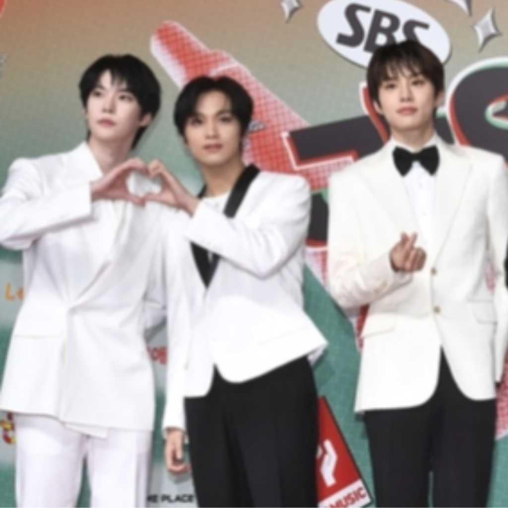【PHOTO】NCT 127「2024 SBS歌謡大典」レッドカーペットに登場