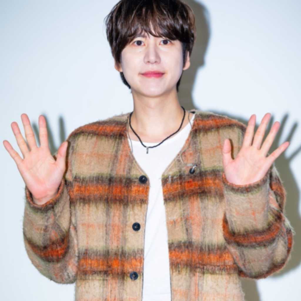 SUPER JUNIOR キュヒョン、番組での行動に批判の声も…SNSで言及「温かい目で見守ってほしい」
