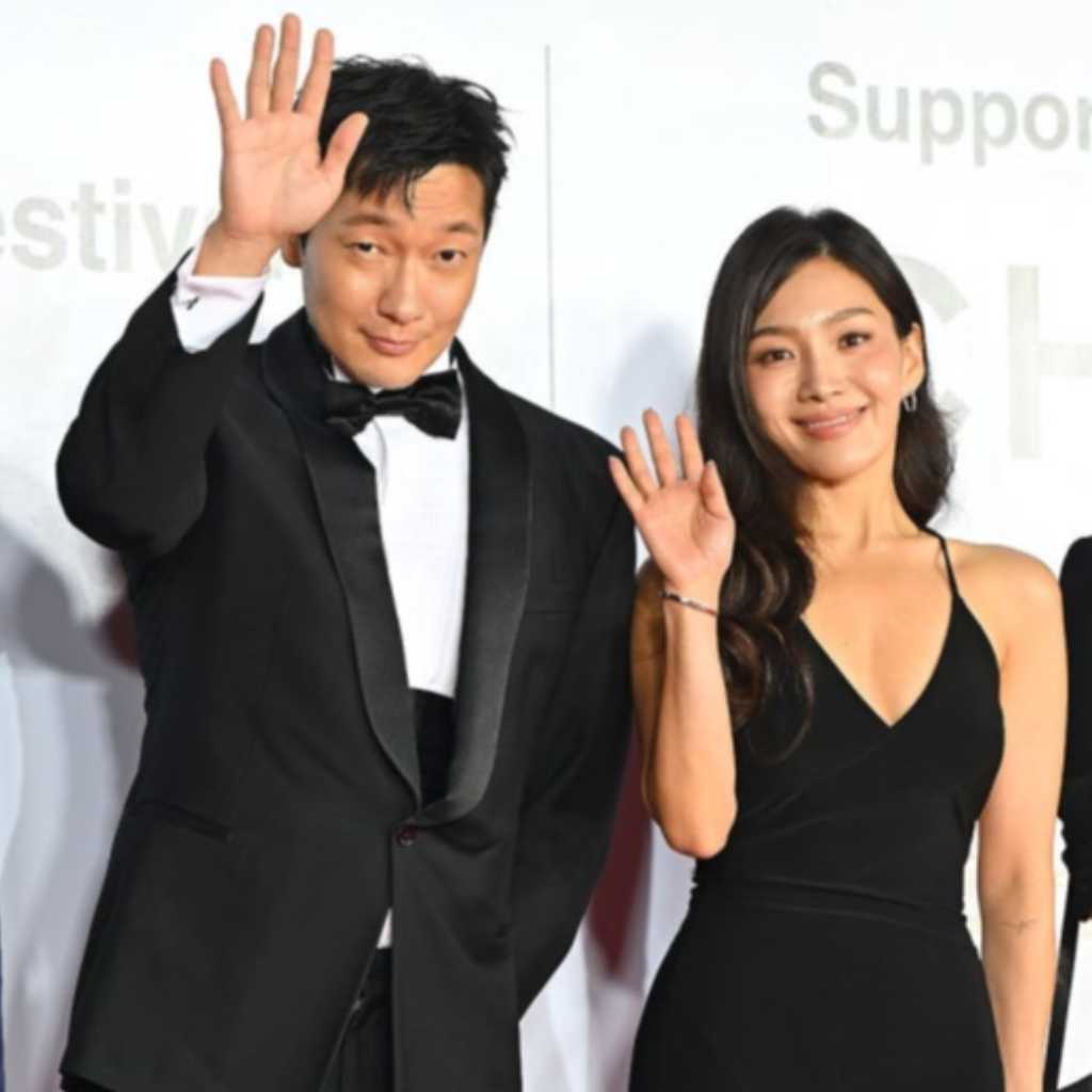 【PHOTO】ソン・ソック＆チェ・ヒソら「釜山国際映画祭」開幕式のレッドカーペットに登場