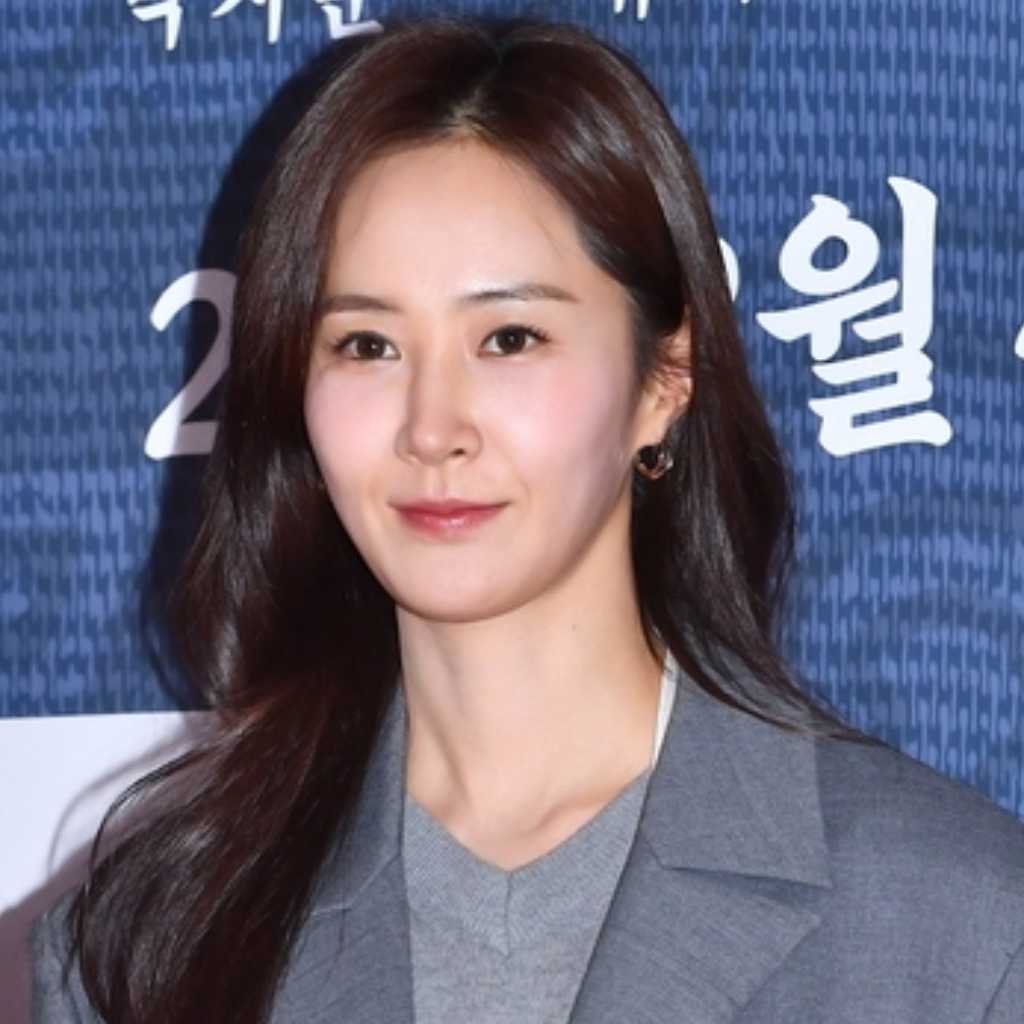 少女時代 ユリ、SMとの契約終了に涙…スタッフへプレゼントも「育ててくれてありがとうございます」