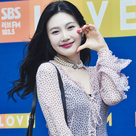 【PHOTO】Red Velvet ジョイ、バラエティ番組「動物農場」の収録に参加…可愛らしい笑顔で挨拶
