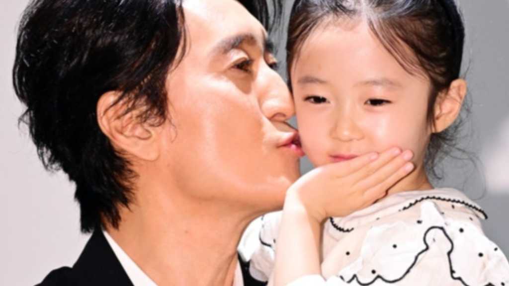 【PHOTO】シン・ヒョンジュン&娘ミンソちゃん、ブランド「Thule」のイベントに出席