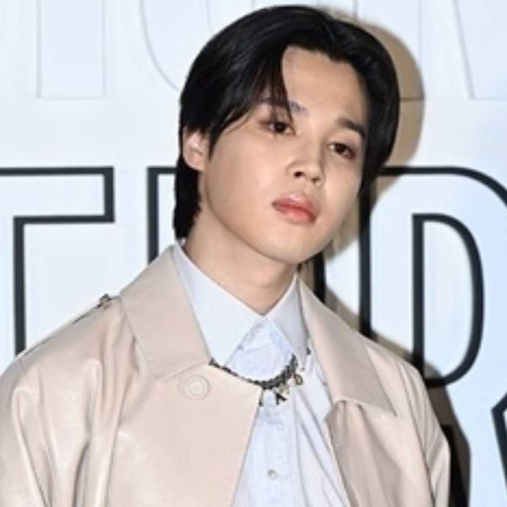 BTS ジミン、ソン・ダウンとの熱愛説に…BIGHITが公式コメント「現在は交際していない」