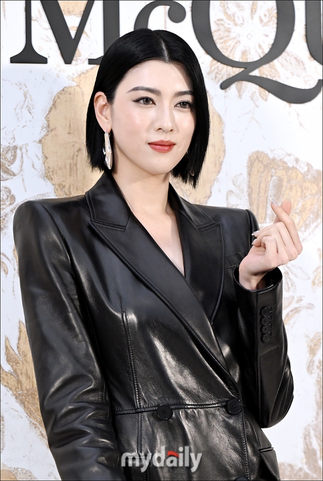 三吉彩花未能参加电影《老千：别西卜之歌》制作报告会