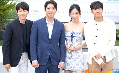PHOTO】ソン・ジュンギ＆BIBI＆ホン・サビンら「第76回カンヌ国際映画 