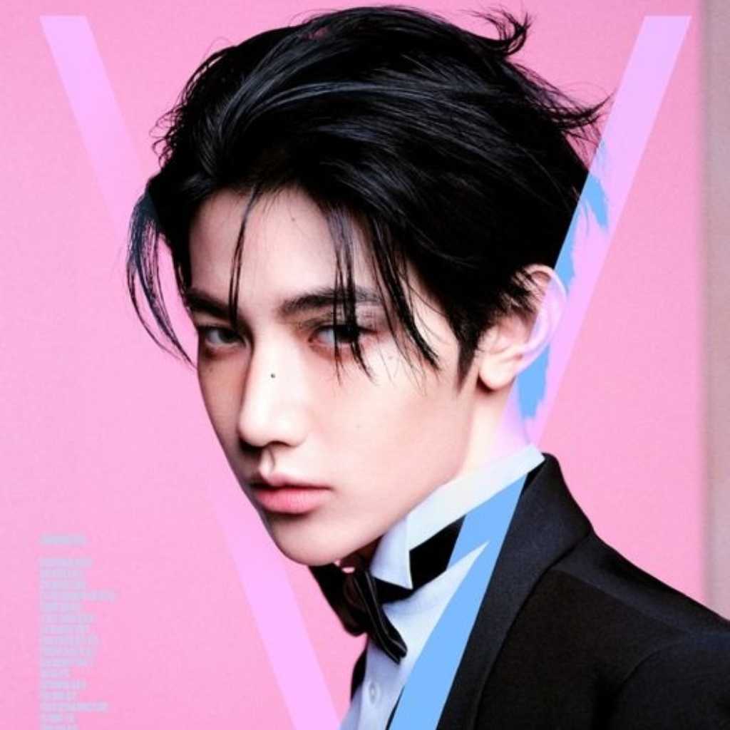 ZEROBASEONE ジャン・ハオ、中国雑誌の表紙を飾る…圧倒的な存在感