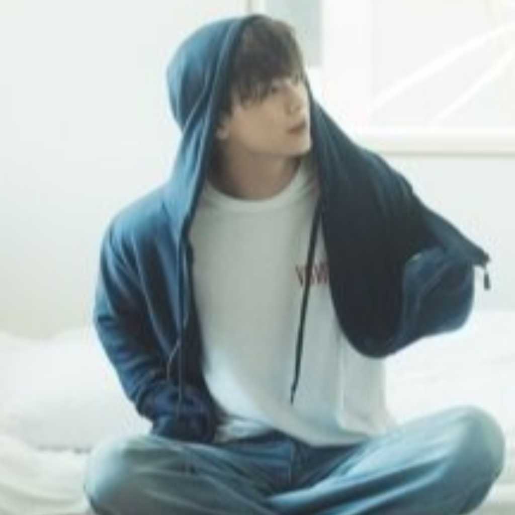 BTOB ソンジェ、1stミニアルバム「All About Blue」コンセプトフォトを追加公開