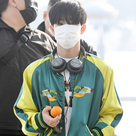 【PHOTO】TREASURE、イベントに出席するためインドネシアへ出国…みかんを持った姿も(動画あり)