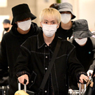 【PHOTO】“事務所代表から暴行疑惑”OMEGA X、ワールドツアーを終えてアメリカから帰国