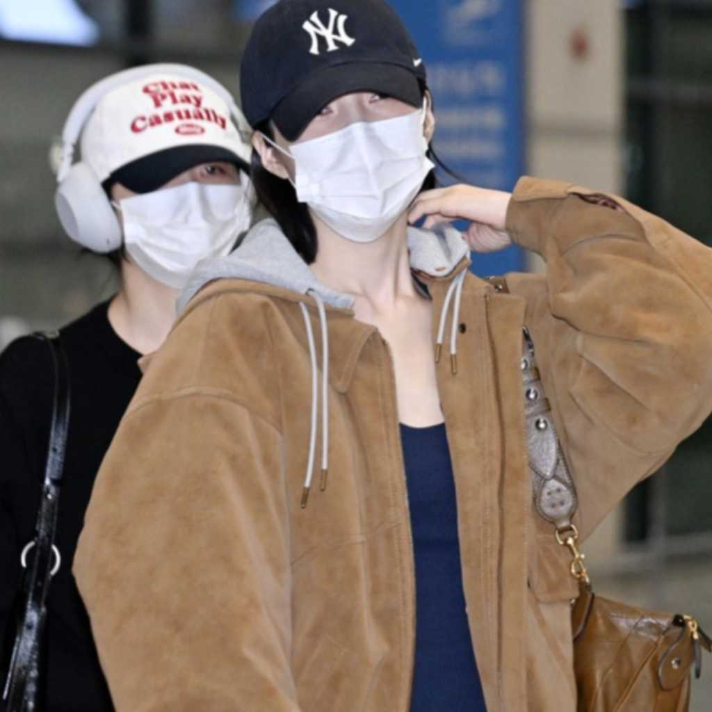 【PHOTO】Red Velvet スルギ＆ジョイ、コンサートを終えて帰国（動画あり）